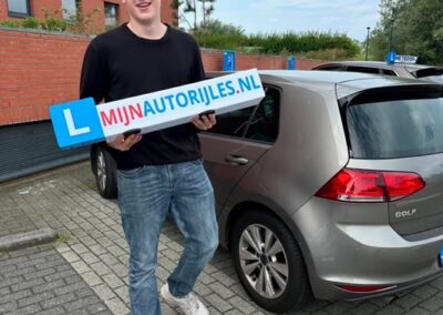 Leerling snel geslaagd voor het rijbewijs bij Rijschool Mijn autorijles